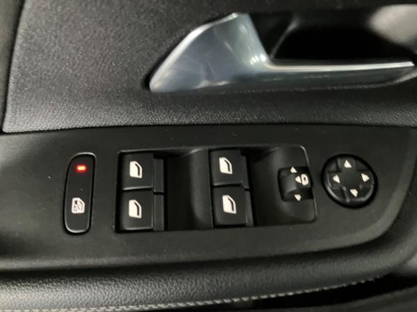 Opel Mokka-e Ultimate ,Navi,Sitzheizung,Parkpilot,