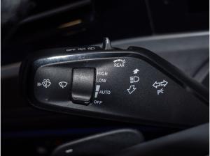 Volkswagen Passat Variant 1.5 Hybrid R-Line 5J-Garantie DCC