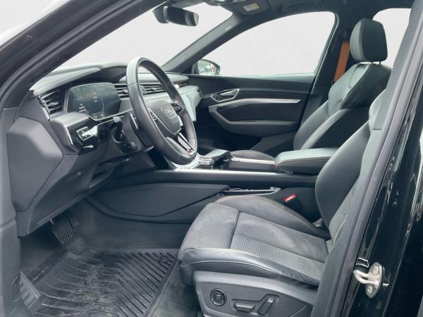 Audi e-tron Sportback S line 55 quattro Black Edition