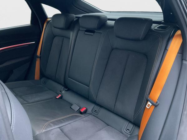 Audi e-tron Sportback S line 55 quattro Black Edition