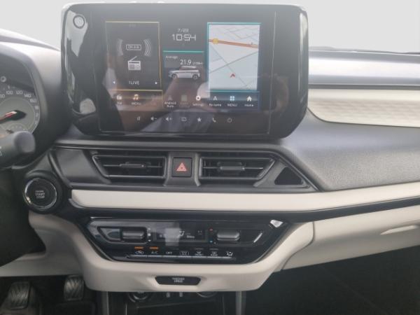 Suzuki Swift 1.2 HYBRID Comfort Navi LED DAB SHZ Keyless Entry Keyless Ausparkassistent Totwinkelassistent