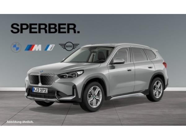 BMW iX1 eDr.20,  xLine,Premium Pkt.,AHK,Aktivsitz,Panoramadach,uvm.
