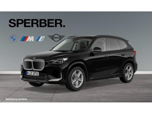 BMW iX1 eDr.20, Panoramadach,Premium Pkt.,AHK,Lenkradhzg.,uvm.