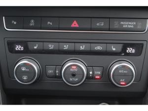 Seat Ateca 1.5 TSI DSG_Road Edition AHK KAMERA NAVI ACC SHZ GRA DAB 17