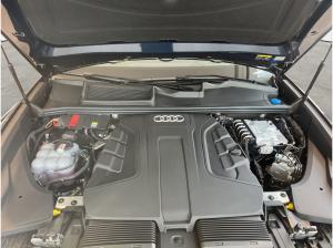 Audi Q8 SUV TDI quattro 210 kW tiptronic