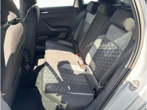 Volkswagen Taigo R-Line 1,0 l TSI 85kW (116 PS) 7-Gang-DSG*ALLWETTERREIFEN*RFK*NAVI*AHK*