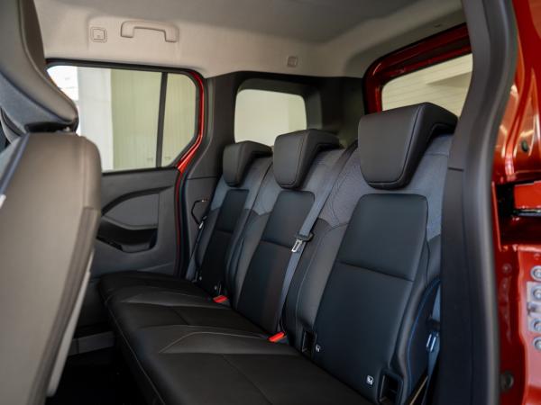 Nissan Townstar Kombi LÄNGE1 1.3 DIG-T 6MT TEKNA 130 PS #SOFORT VERFÜGBAR