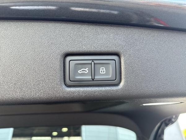 Audi Q5 Sportback e-hybrid qu. S tr. Matrix AHK PANO