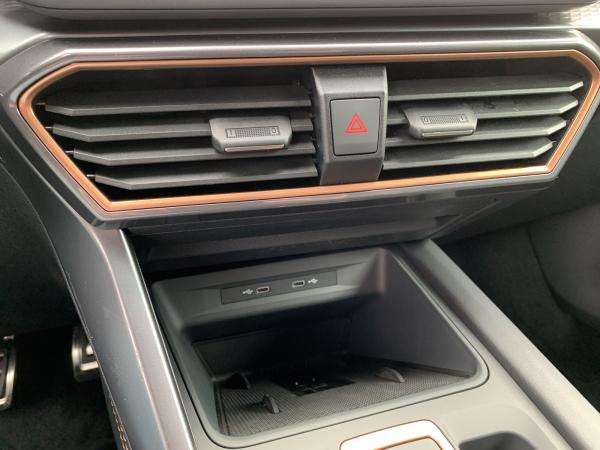 Cupra Leon VZ 1.5 e-HYBRID 200 kW (272 PS) 6-Gang-DSG;Neujahrsdeal!!!;AHZV;Drive Paket;Matrix;Sennheiser uvm.