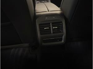 Volkswagen Passat Variant 1.5 TSI eHybrid Business AHK