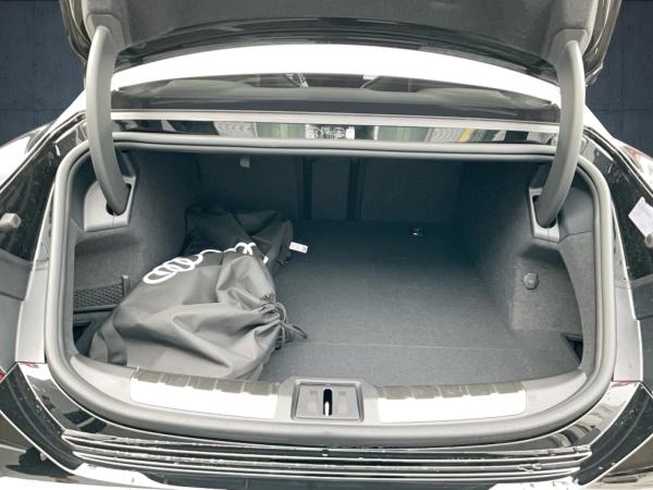 Audi RS e-tron GT Laser HUD 21 Massage 360 ParkAssist