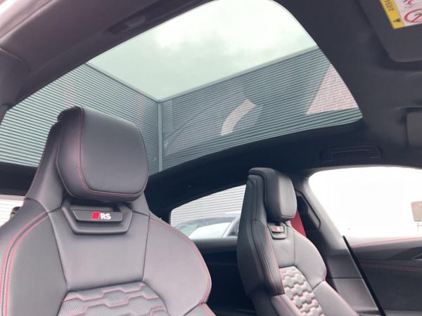 Audi RS e-tron GT Laser HUD 21 Massage 360 ParkAssist