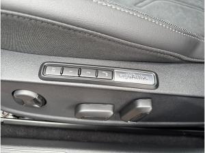 Volkswagen Golf Style 1,5l eTSI 150PS DSG*AHK*NAVI*Area View