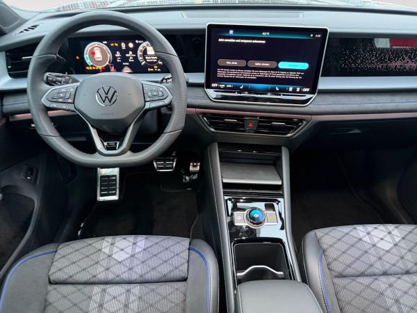 Volkswagen Tayron R-Line 2,0 l TDI 4MOTION*7-SITZE*IQ.LIGHT*KOMFORTPAKET*20-ZOLL