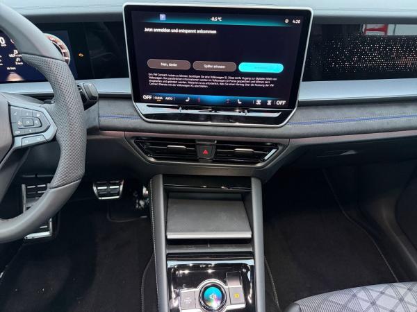 Volkswagen Tayron R-Line 2,0 l TDI 4MOTION*7-SITZE*IQ.LIGHT*KOMFORTPAKET*20-ZOLL