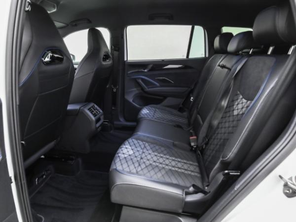 Volkswagen Tayron R-Line 1.5 eHybrid DSG AHK Navi Kamera IQ.Light