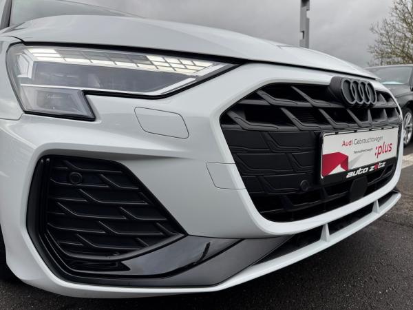 Audi A3 Sportback S line 30 TFSI S tronic S Line,HUD