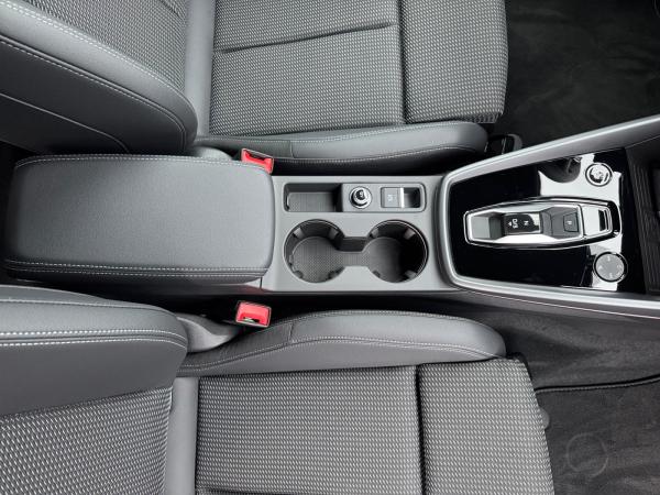 Audi A3 Sportback S line 30 TFSI S tronic S Line,HUD