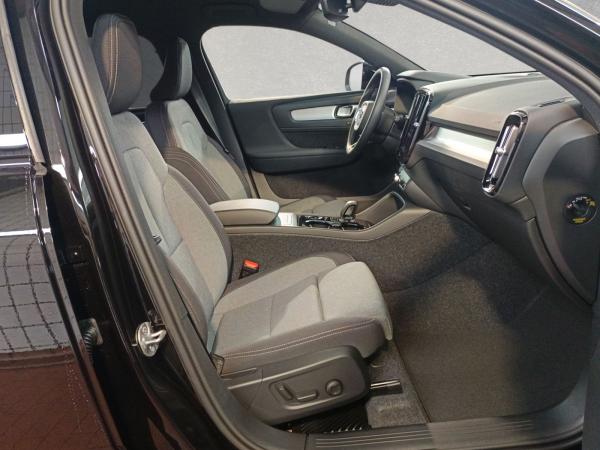 Volvo XC40 B3 Plus Black Edition | Privatleasing | sofort verfügbar