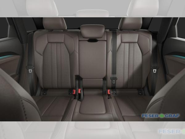 Audi Q5 SUV e-hybrid quattro S tronic