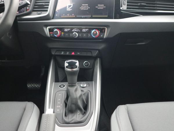 Audi A1 Sportback S line 30 TFSI S tronic*CARPLAY*LED*