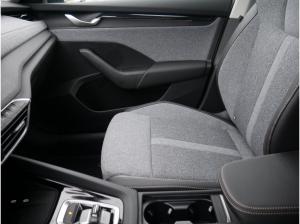 Skoda Octavia Combi 2.0 TDI Balance PDC KEYLESS NAVI ACC LED *958*