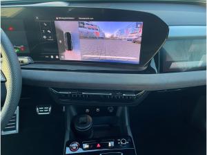 Audi SQ6 e-tron quattro Matrix Pano HUD B&O 360° AHK Audi SQ6 e-tron quattro Matrix Pano HUD B&O 360° AHK