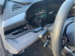 Audi SQ6 e-tron quattro Matrix Pano HUD B&O 360° AHK Audi SQ6 e-tron quattro Matrix Pano HUD B&O 360° AHK