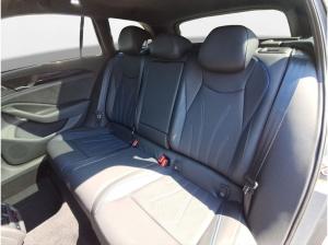 Volkswagen Passat R-Line 1,5 eHybrid DSG | R-Line Signature