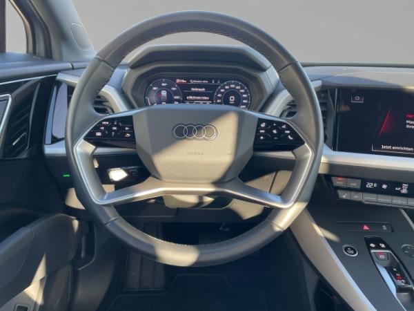 Audi Q4 e-tron e-tron 45 Matrix Kamera AHK Navi
