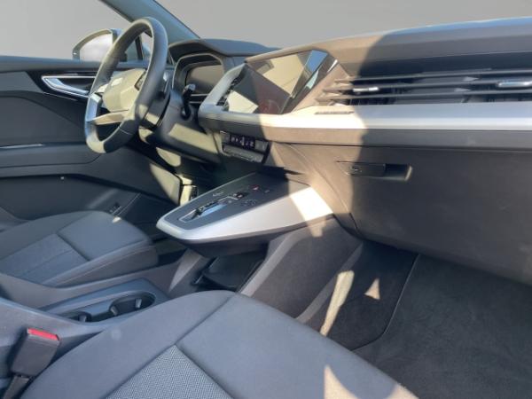 Audi Q4 e-tron e-tron 45 Matrix Kamera AHK Navi