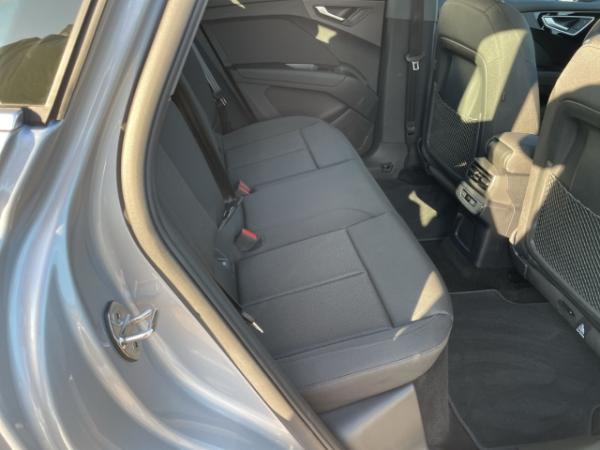 Audi Q4 e-tron e-tron 45 Matrix Kamera AHK Navi