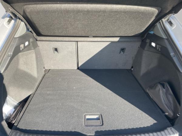 Audi Q4 e-tron e-tron 45 Matrix Kamera AHK Navi