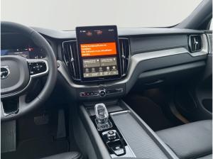 Volvo XC60 B5 Benzin AWD Ultra Black Edition *keine 0,5%*
