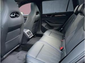 Volkswagen Passat R-Line 1,5 l eHybrid OPF 130 kW (177 PS) / 85 KW (115 PS) 6-Gang-DSG Volkswagen Passat R-Line 1,5 l eHybrid OPF 130 kW (177 PS) / 85 KW (115 PS) 6-Gang-DSG