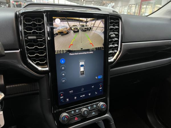 Ford Ranger XLT PHEV 281 PS 10 Gang Automatikgetriebe