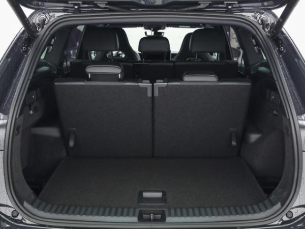 Volkswagen Tayron R-Line 2.0 TDI DSG AHK Navi Kamera IQ.Light