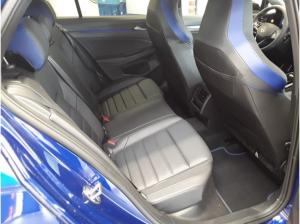 Volkswagen Golf 8 / R - BLACK EDITION / AREA VIEW LEDER WINTERRÄDER