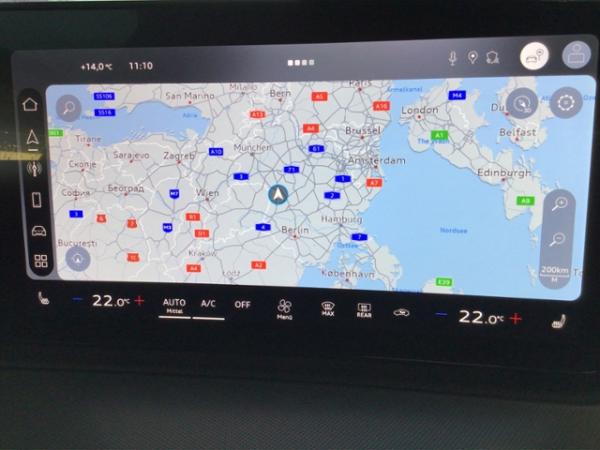 Audi Q3 SUV TFSI S tronic KLIMA LED NAVI ALU