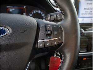 Ford Fiesta 8 fach Bereift, Sitz u. Lenkradheizung, Einparkhilfe