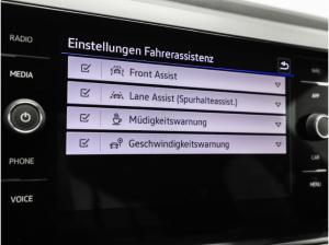 Volkswagen Taigo R-Line 1.0 TSI Ganzjahresreifen