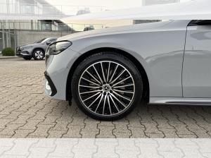 Mercedes-Benz E 300 de 4M T AMG+Night+Luft+20"+Softcl+SuperScr