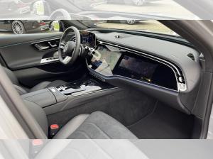 Mercedes-Benz E 300 de 4M T AMG+Night+Luft+20"+Softcl+SuperScr