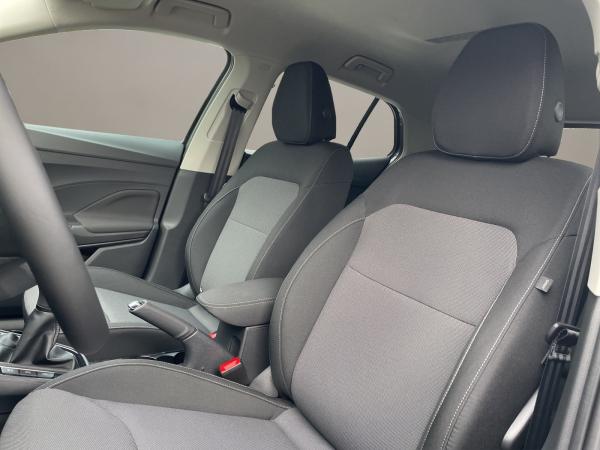 Skoda Fabia 1.0 TSI Tour SOFORT VERFÜGBAR! ACC Kamera DynLicht LED