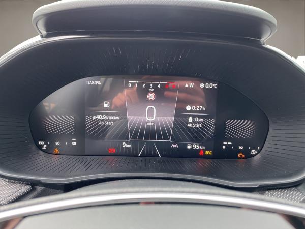 Skoda Fabia 1.0 TSI Tour SOFORT VERFÜGBAR! ACC Kamera DynLicht LED