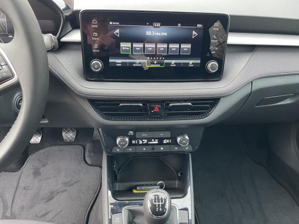 Skoda Fabia 1.0 TSI Tour SOFORT VERFÜGBAR! ACC Kamera DynLicht LED