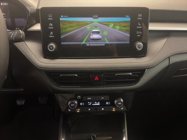 Skoda Fabia 1.0 TSI Tour SOFORT VERFÜGBAR! ACC Kamera DynLicht LED LM