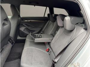 Skoda Superb Combi 2.0 TDI Sportline SOFORT VERFÜGBAR! DCC ACC AHK AUT