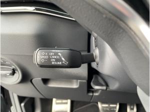 Skoda Karoq Sportline 1,5 TSI DSG SOFORT VERFÜGBAR! DCC ACC AHK Kamera Navi LED LM