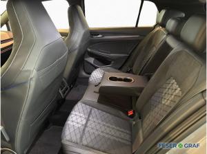 Volkswagen Golf 1.5 eTSI DSG R-Line NAV BLACK ASSIST 18